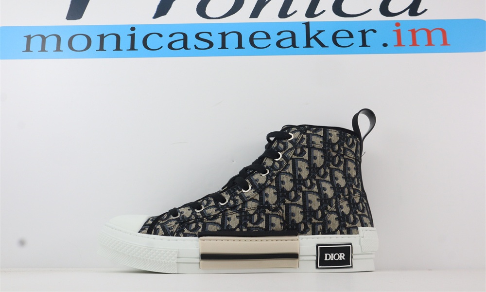 D.ior B23 High Beige Black Navy Tapestry
