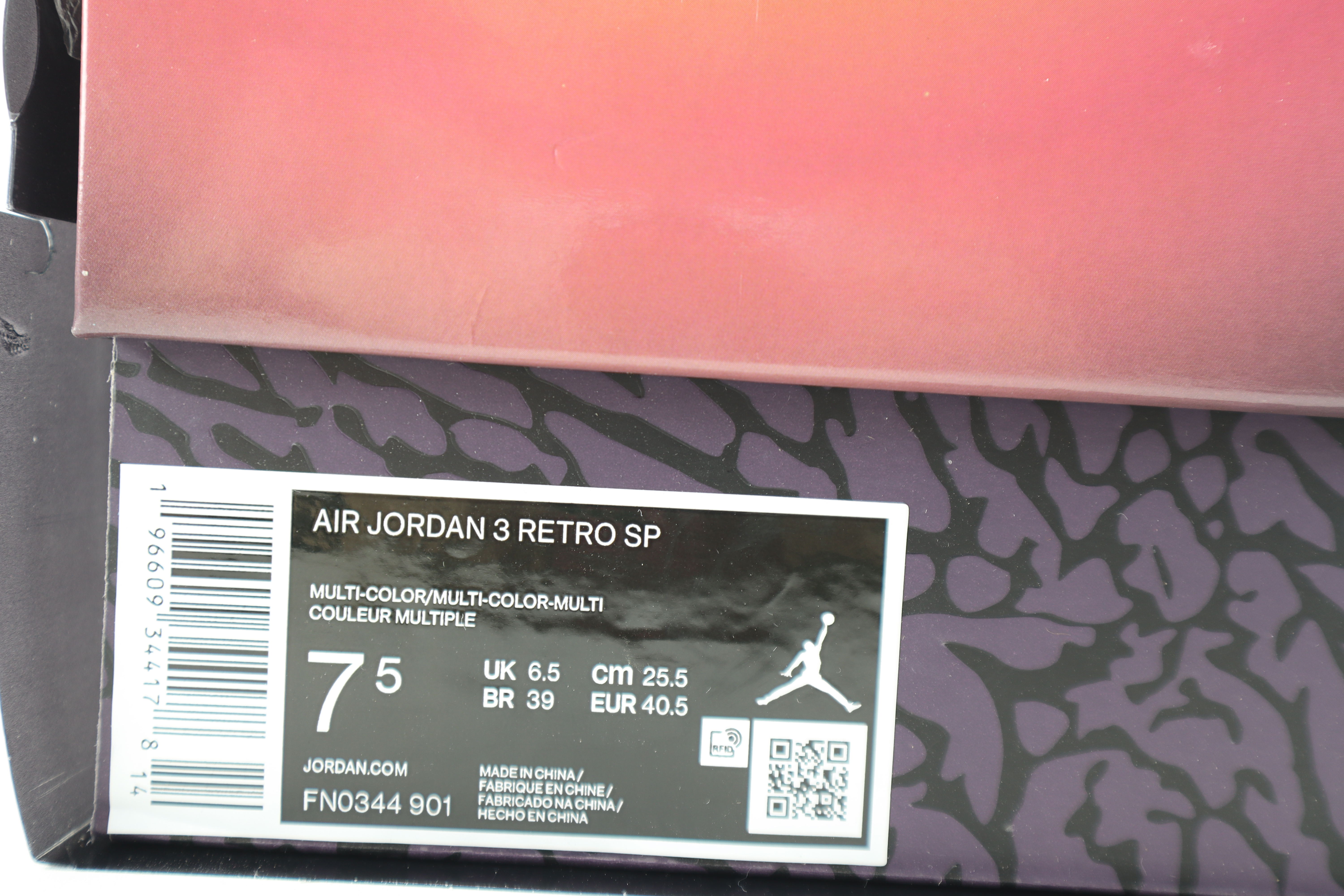 Air Jordan 3 x J Balvin 'Medellín Sunset' - $124.00