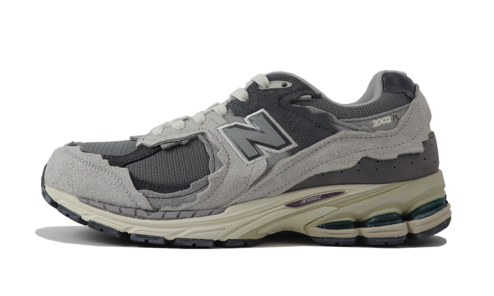 New Balance 2002R Protection Pack...